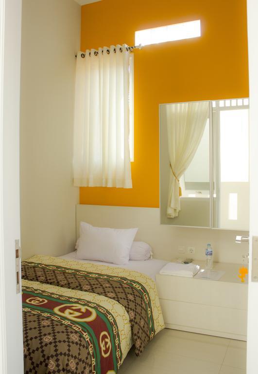 Purwosari Residence Semarang Zimmer foto
